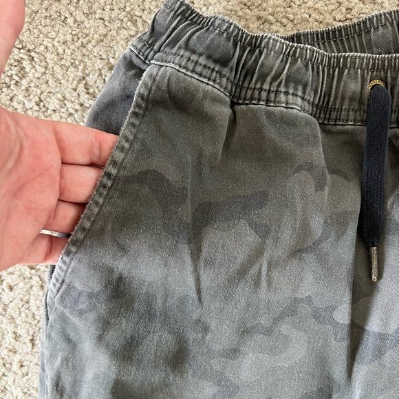 ZANEROBE Men's Sureshot Slim Fit Joggers in Camo Size 32 Athleisure - Picture 5 of 9